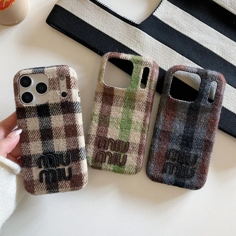 MiuMiu携帯ケースiphone17 16e 16 15 pro max