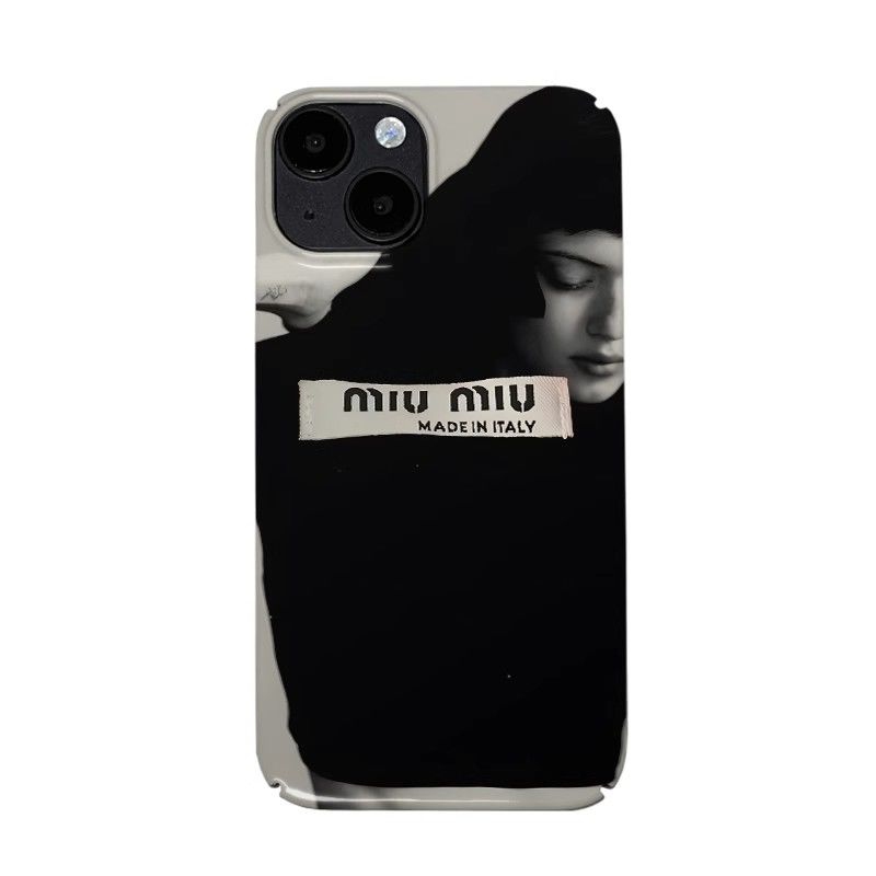 MiuMiuアイフォン17 pro 16e 15/14/13pro maxケース