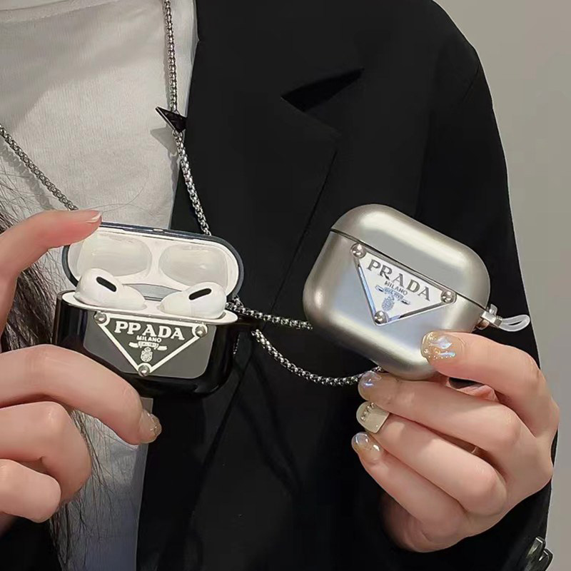 プラダ　AirPodsケース Amazon.co.jp: PRADA(プラダ) イヤフォンポーチ サフィアーノ