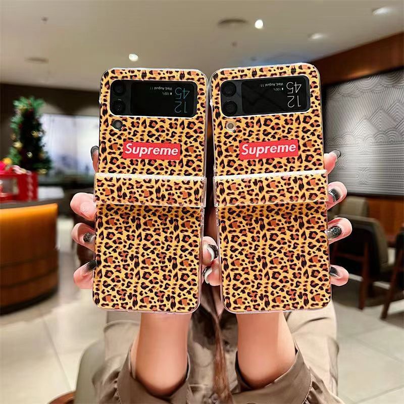 シュプリームブランドgalaxy zflip4ケースSupreme スタイリッシュ