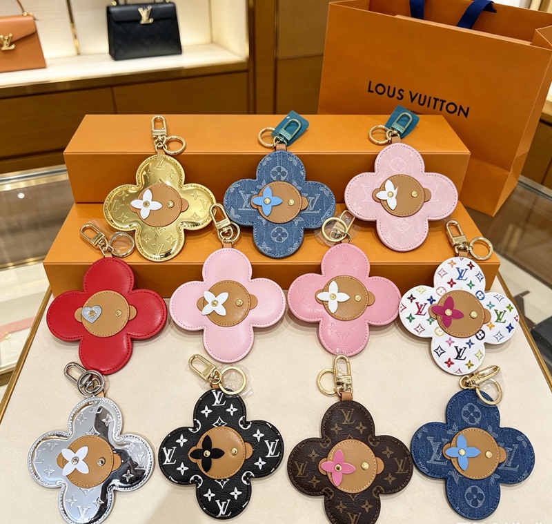 ルイヴィトンヴィヴィエンヌ キーホルダー