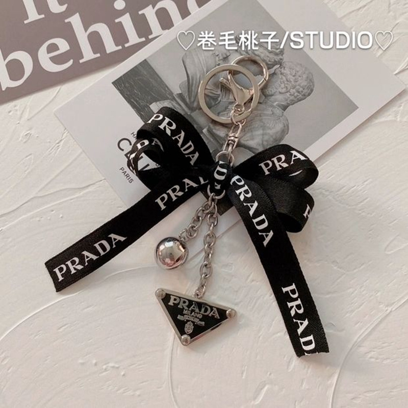ブランドPRADA風 キーチェーン